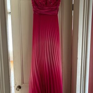 Juniors Strapless Gown